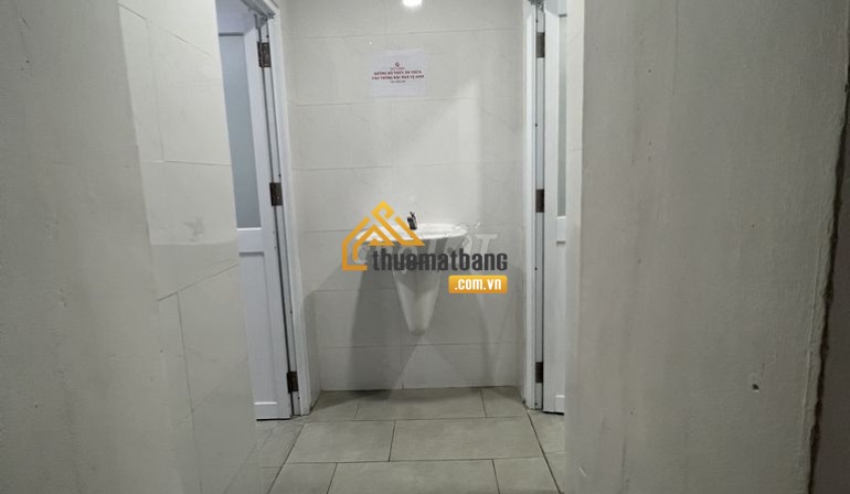 product/2025_04/cho-thue-mat-bang-quan-3-phuong-8---dien-tich-290m2-mat-tien-duong-chinh_-4-.jpg