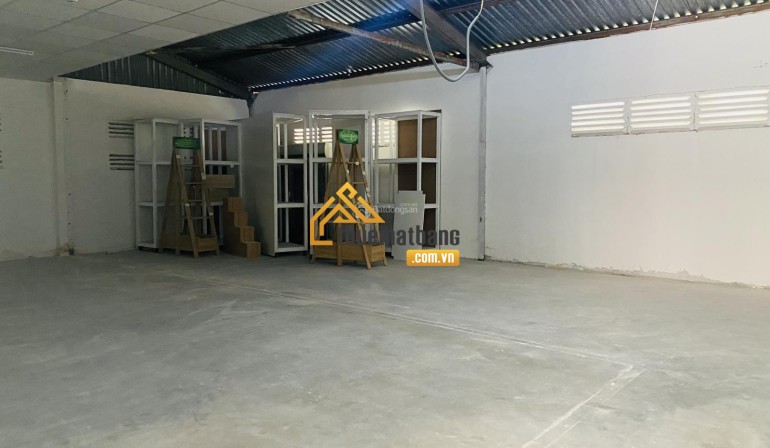 product/cho-thue-kho-xuong-tai-binh-an-4.jpg
