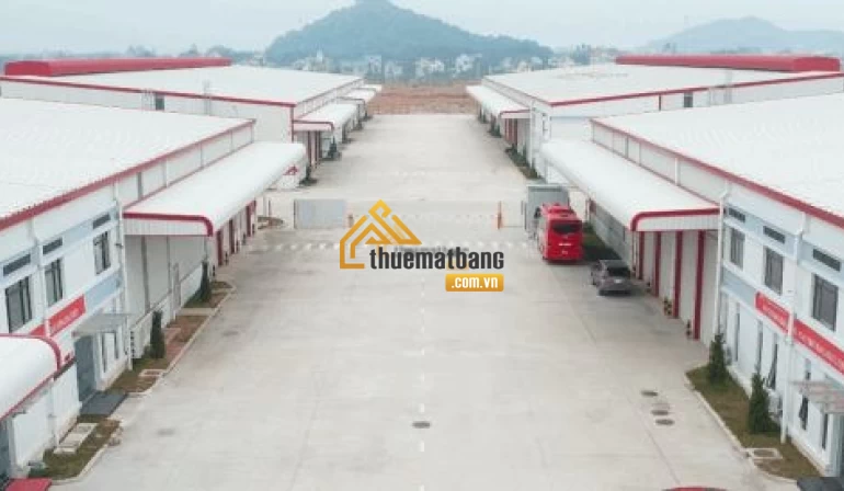 product/khucongnghiep/da-nang/quan-lien-chieu/cho-thue-kho-xuong-12000m2-2-mat-tien-tai-kcn-hoa-khanh-da-nang-1.webp