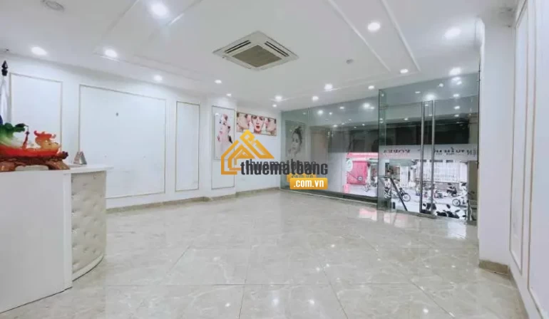 product/matbang/ha_noi/12_quan_thanh_xuan/dong-images-21-2-2024/chinh-chu-cho-thue-cua-hang-85-hoang-ngan-mt-6m-dt-40m2-gia-19-9tr-2.webp