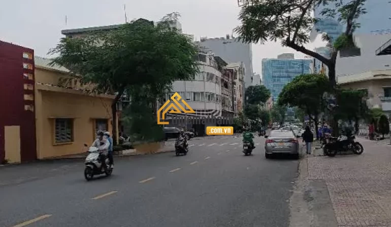 product/matbang/tp-ho-chi-minh/quan4/dong-images-9-1-2024/cho-thue-mat-bang-duong-nguyen-truong-to-1.webp