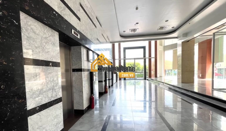 product/vanphong/tp-ho-chi-minh/quan-1/central-park-office-building-6.webp