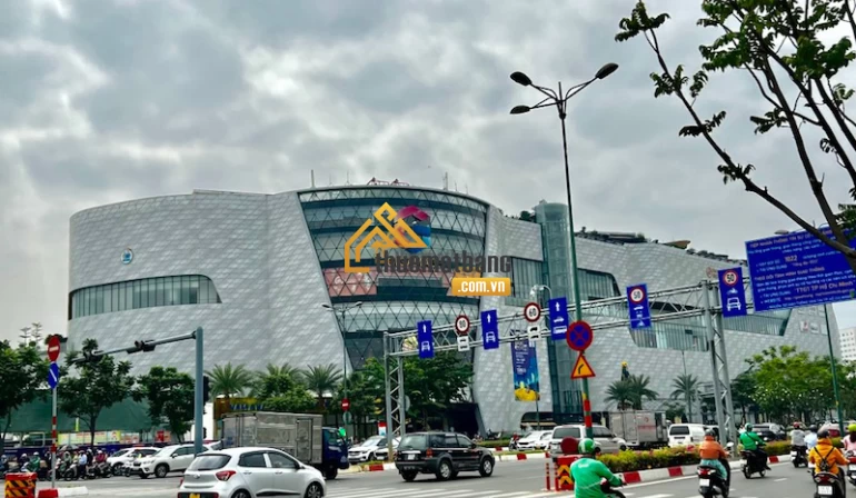 product/vanphong/tp-ho-chi-minh/thu-duc/gigamall-plaza-building-4.webp