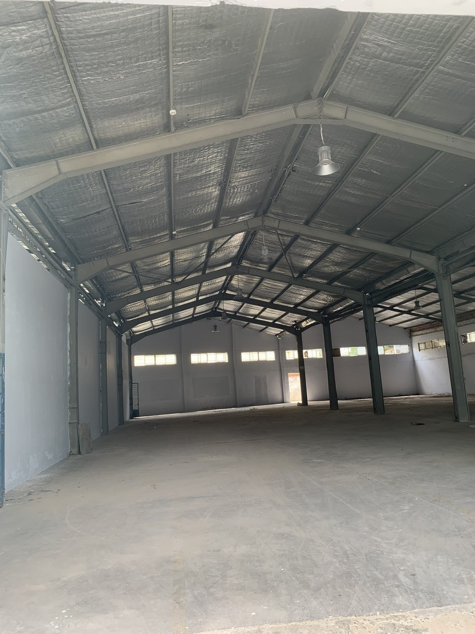 product/cho-thue-kho-xuong-tai-cong-hoa-2.jpg