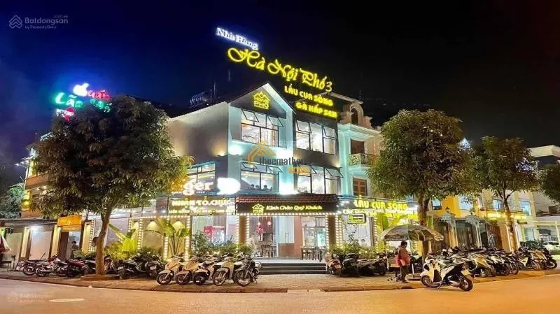 product/matbang/ha_noi/1_quan_ba_dinh/dong-images-25-1-2024/cho-thue-nha-mat-pho-ma-dt-800m-kinh-doanh-moi-mo-hinh-1.webp