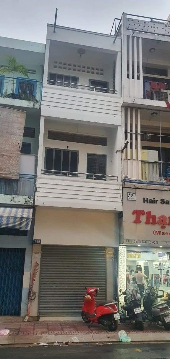 product/matbang/tp-ho-chi-minh/quan-3/142_ban_co.jpg