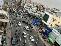 product/matbang/tp-ho-chi-minh/quan-binh-thanh/dong-images-24-1-2024/cho-thue-mat-bang-12x20-mt-truong-sa-phuong-3-binh-thanh-gia-24-trieu-3.webp