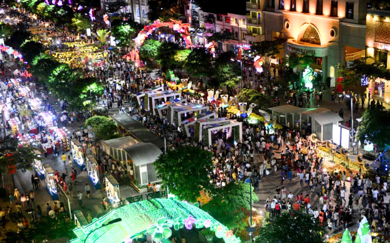 Đường Nguyễn Huệ Quận 1